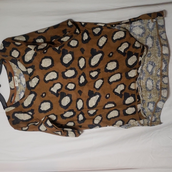 2 shirts & a jacket - Picture 2 of 5